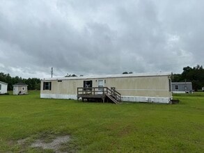 Building Photo - 3550 Alice Dr