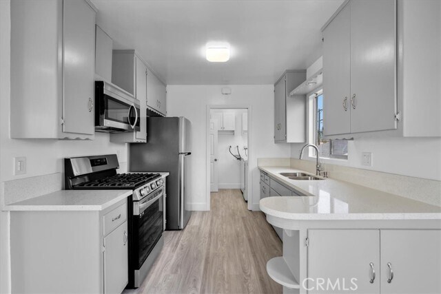 Foto del edificio - 853 W 23rd St