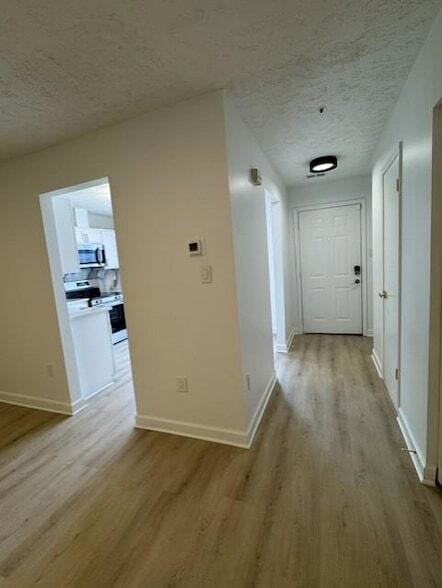 Building Photo - 172 Azalea Ct