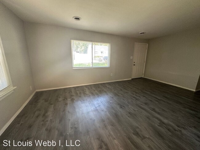 Building Photo - 3 br, 1 bath House - 618 Graf Ave