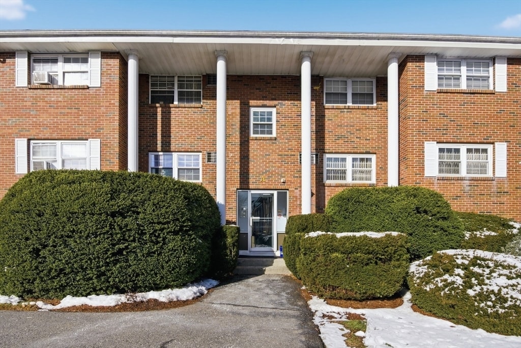 Foto principal - 39 Pleasant St