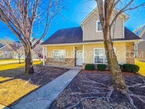 Building Photo - 4318 152nd Ct