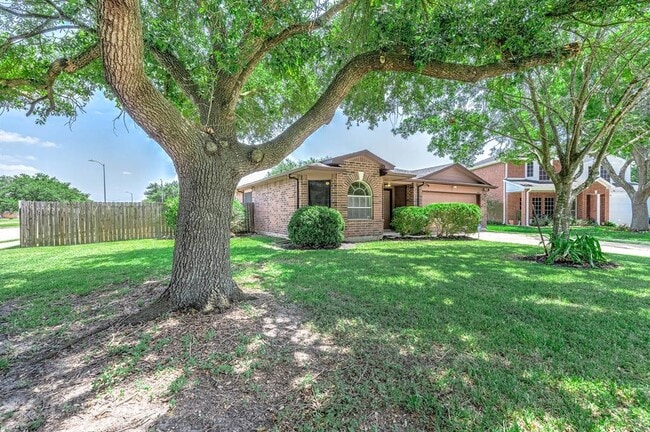 Building Photo - 16103 Purpleridge Ct