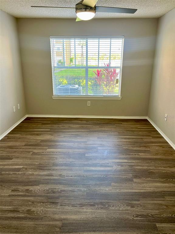 Building Photo - 2212 Grand Cayman Ct