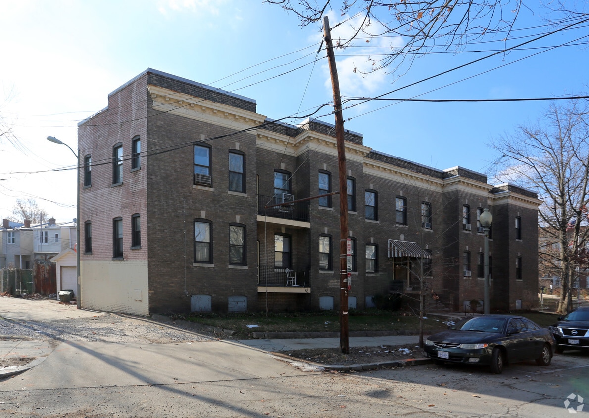Primary Photo - 1006 Webster St NW