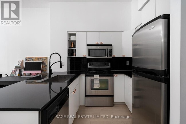 Photo du bâtiment - 231 Fort York Blvd