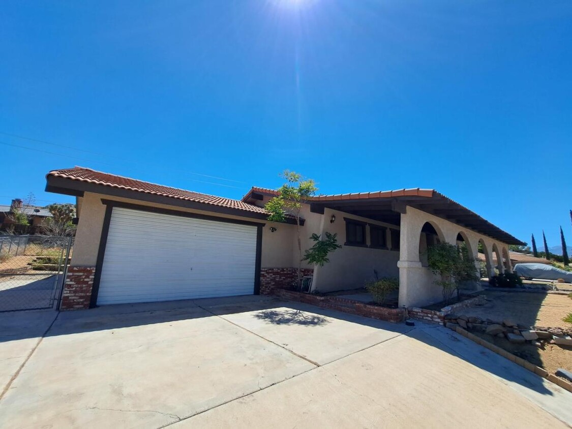 Foto principal - 55665 Desert Gold Dr