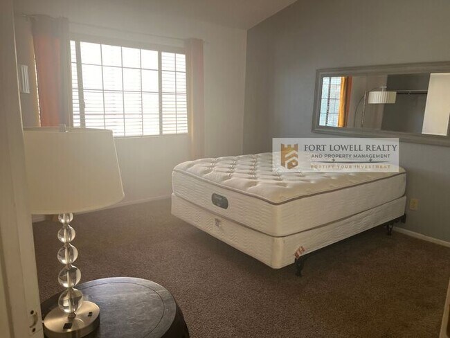 Foto del edificio - Beautiful 1 bedroom with washer and dryer