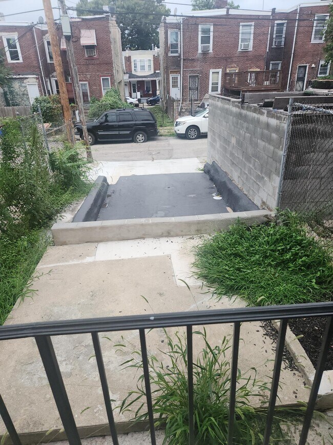 Foto del edificio - 328 N Redfield St