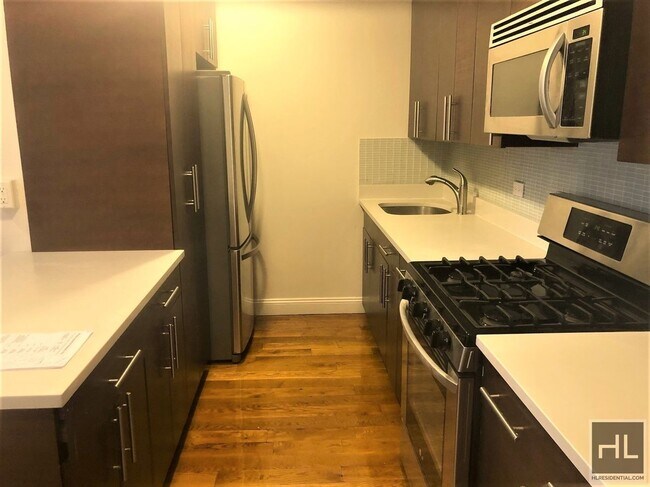 Foto del edificio - 3030 Middletown Rd