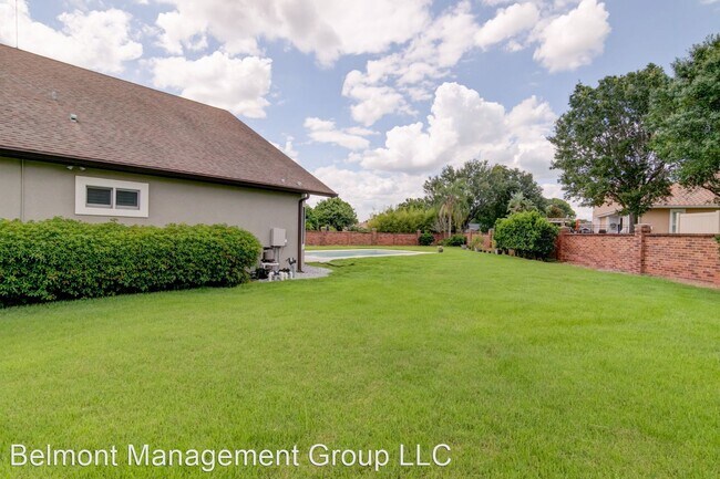 Foto del edificio - 3 br, 3 bath House - 5447 Ming Drive