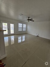 Building Photo - 8222 Willow Country