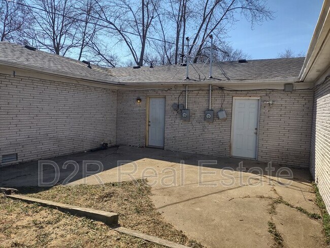 Foto del edificio - 7819 Southfield Dr