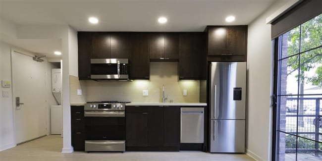 Photo - 1901 Overland Ave Apartment