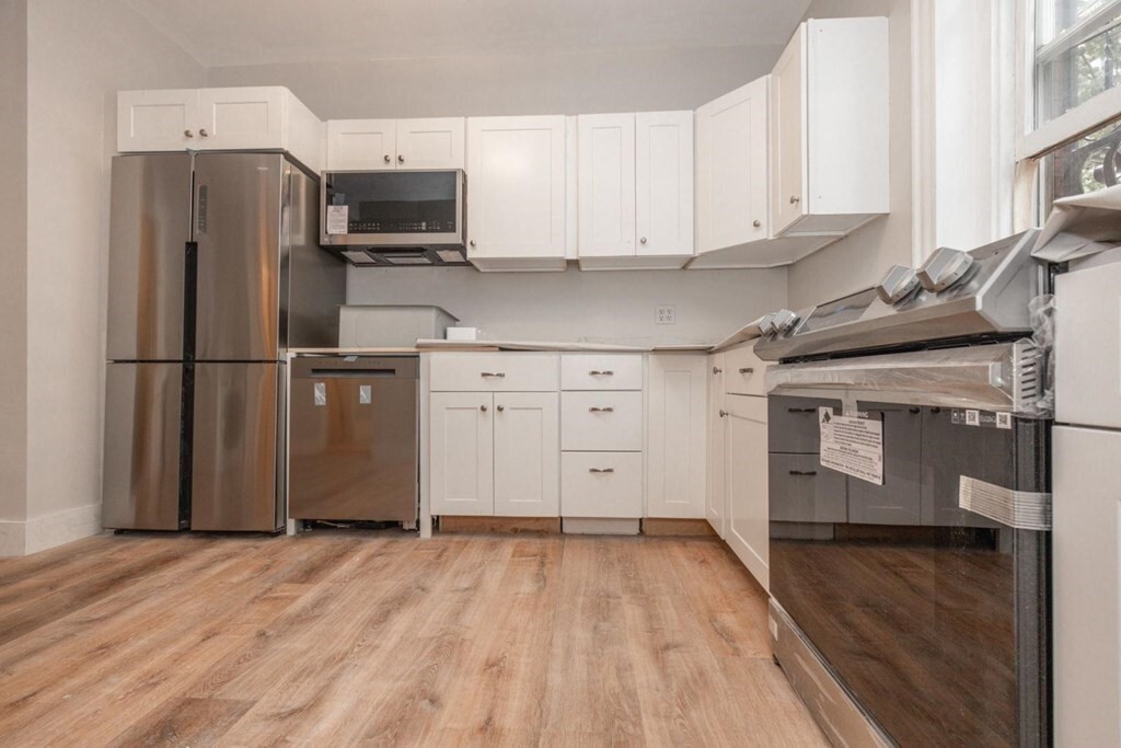Foto principal - 82 Otis St