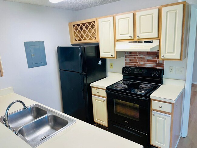 Foto del edificio - 2585 Grassy Point Dr