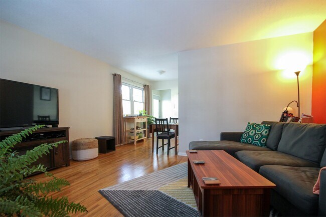 Foto del edificio - 3233 S 39th Ave