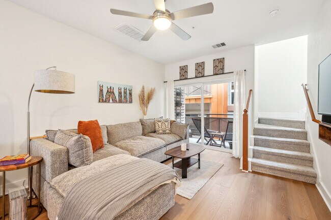 Foto del edificio - 2827 Manor Rd