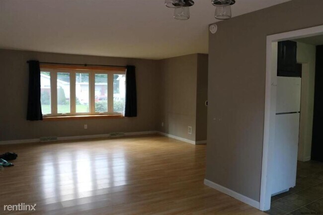 Building Photo - 4 br, 3 bath House - 7 Hialeah Dr