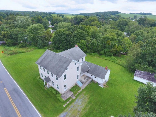 Building Photo - 6835 Saegersville Rd
