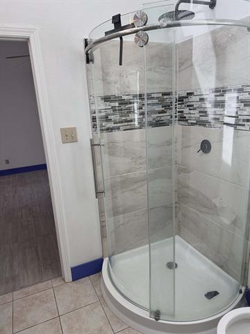 Foto del edificio - 4124 Hollow Oak Dr