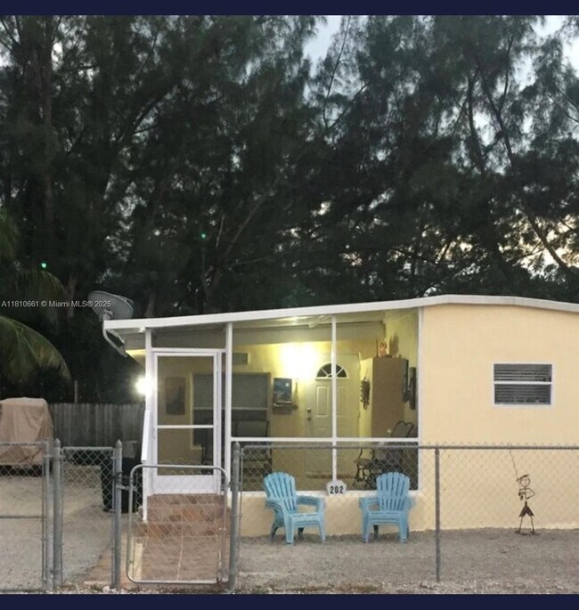 Foto del edificio - 202 Buttonwood Ave