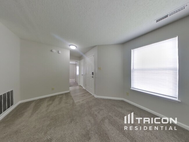 Building Photo - 2840 Redland Ln