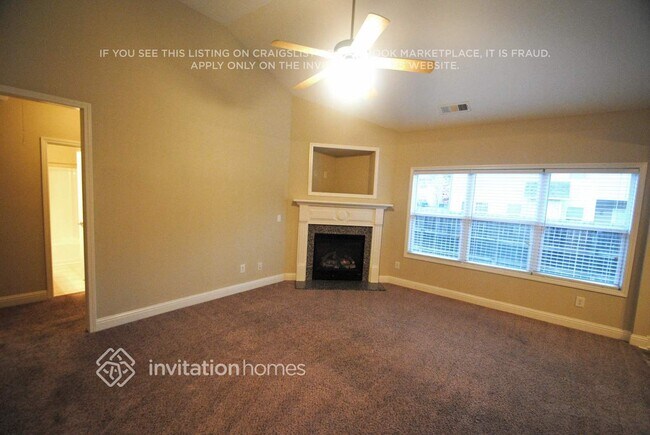 Foto del edificio - 4242 Creekrun Cir