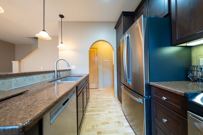 Foto del edificio - 852 W Berwood Ave