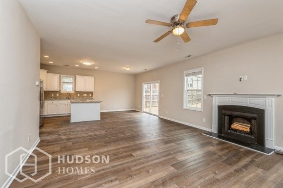 Foto del edificio - NOW AVAILABLE! - 408 Hardaway Pt, Clayton,...