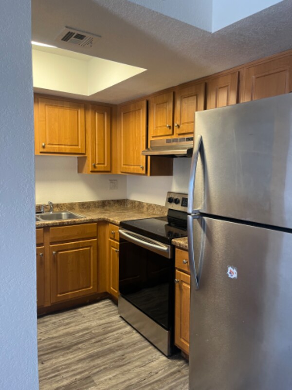 Building Photo - 3810 N Maryvale Pkwy