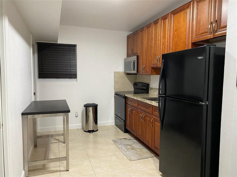 Foto principal - 250 SW 4th St