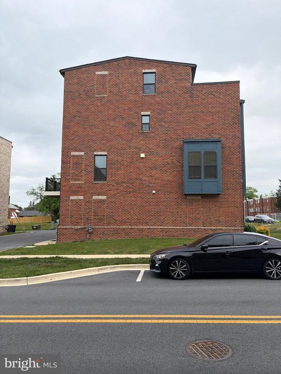 Building Photo - 4770 Towne Square Blvd
