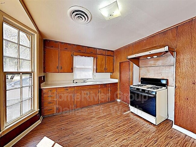 Foto del edificio - 700 E Broad St
