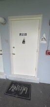 Building Photo - 7570 SW 82nd St