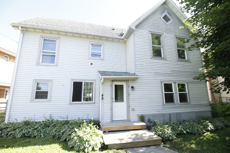 Primary Photo - 49 Hudson St