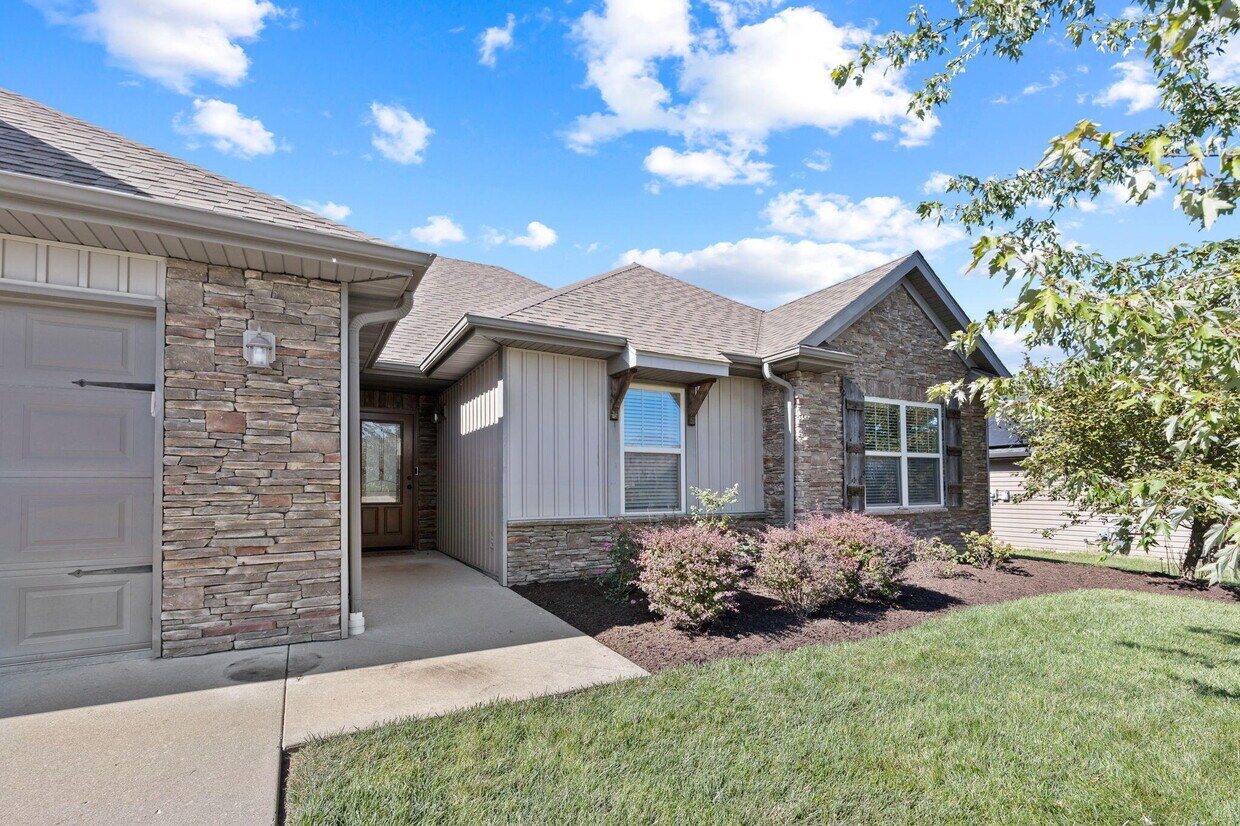 Foto principal - 4007 Abbington Terrace