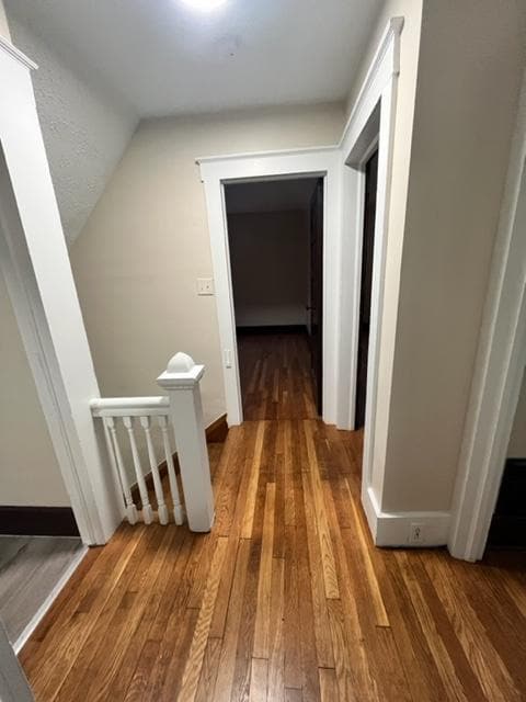 Foto del edificio - 252 E 3rd St