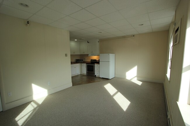 Foto del edificio - 18 E Central St