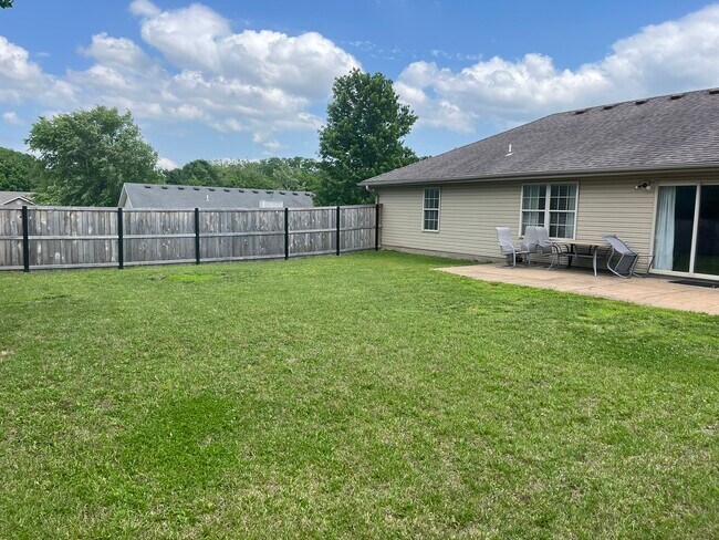 Foto del edificio - 629 Woodland Park Dr
