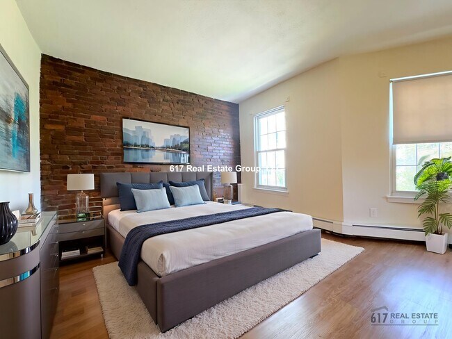 Building Photo - 74 S Huntington Ave