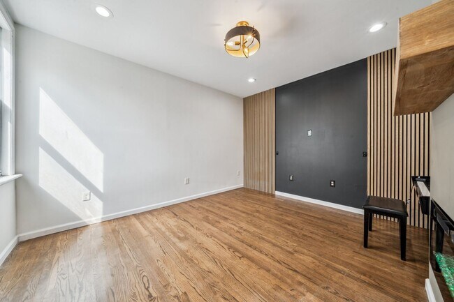 Foto del edificio - 3 Bedrooms 1 bath home for RENT!