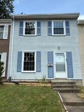Building Photo - 2870 Beechtree Ln