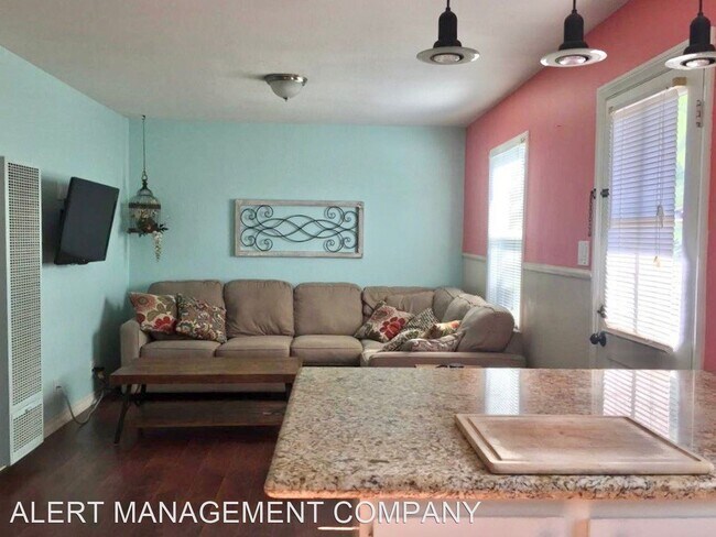 Foto del edificio - 61 S Crimea St