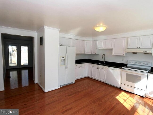 Building Photo - 8907 Barrowgate Ct