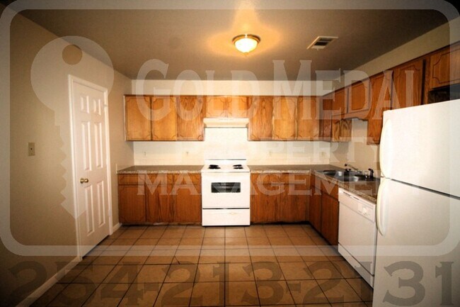 Foto del edificio - 601 N Gilmer St