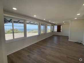 Building Photo - 99-101A Kihewa Pl