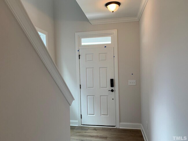 Building Photo - 1814 Farm Pond Trail