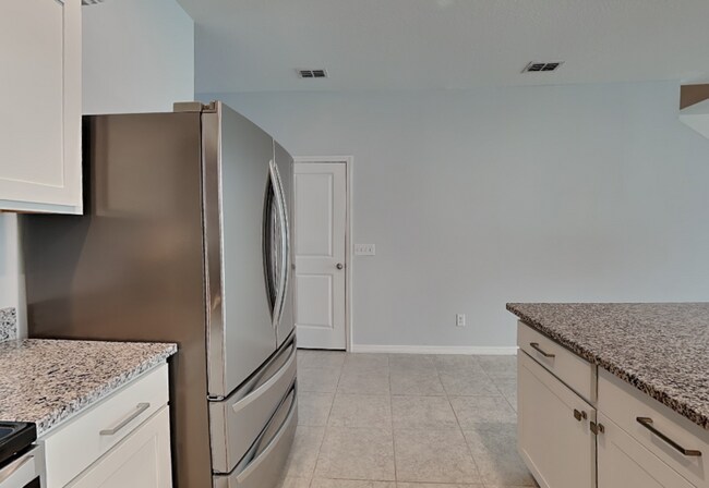 Building Photo - 3326 Azolla St