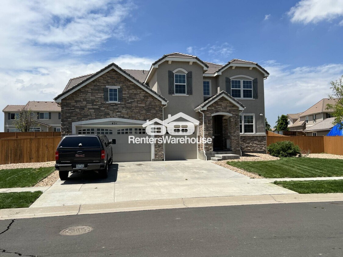 Foto principal - 451 Stable Ct